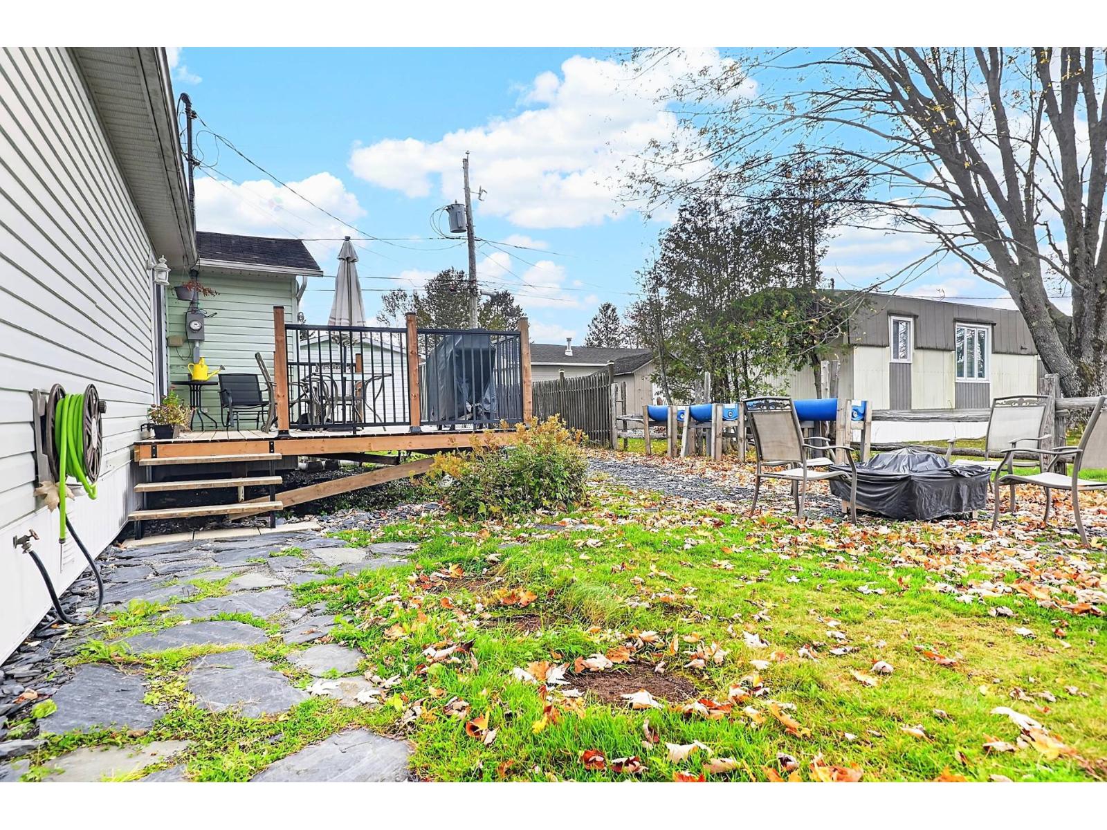 2621 Rue Des Genévriers Property Photo 31