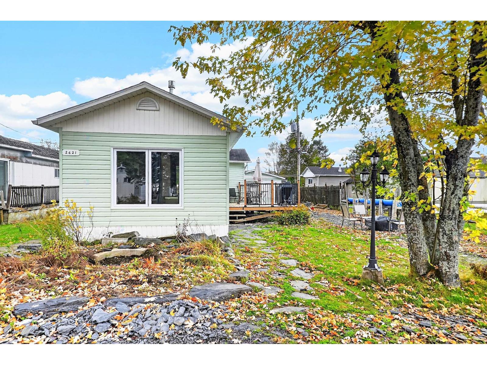 2621 Rue Des Genévriers Property Photo 32
