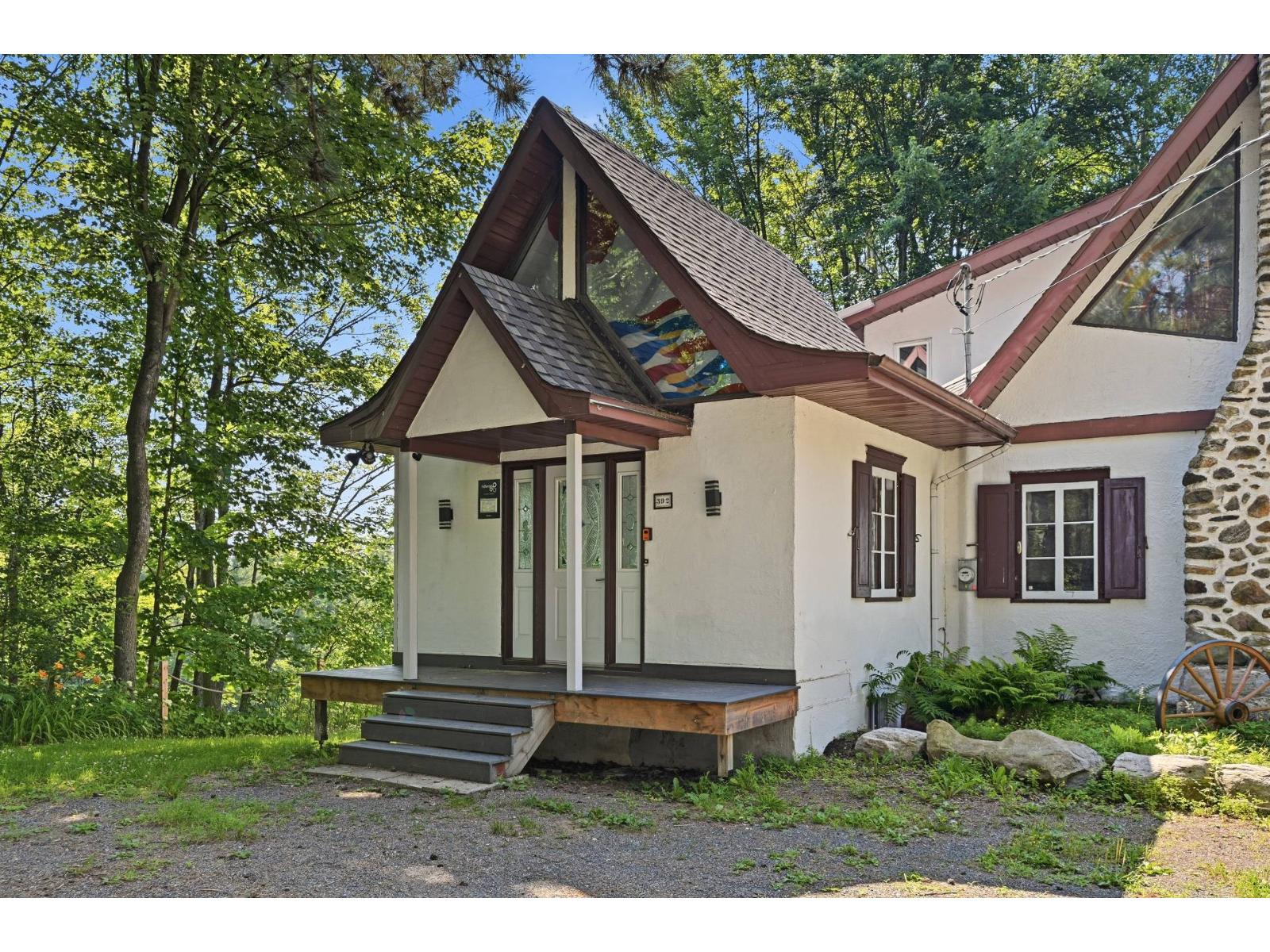 392z-394z Rg Du Moulin-rouge Property Photo 4