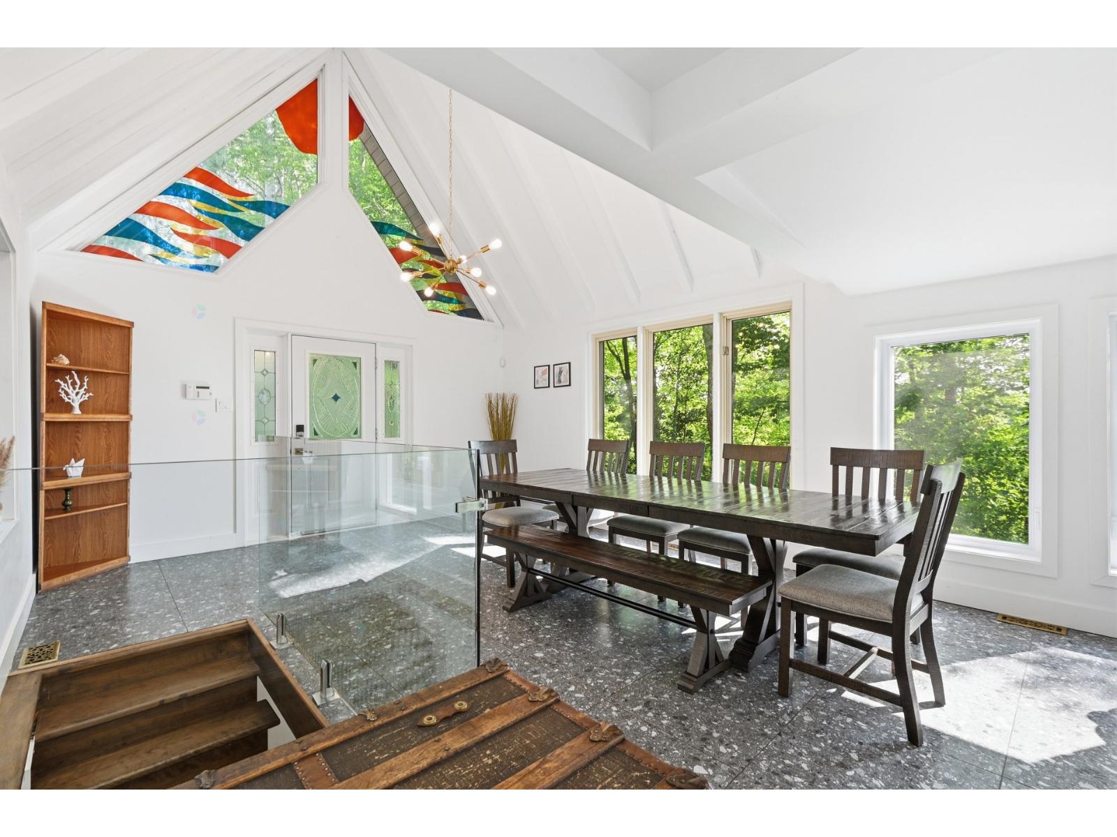 392z-394z Rg Du Moulin-rouge Property Photo 16