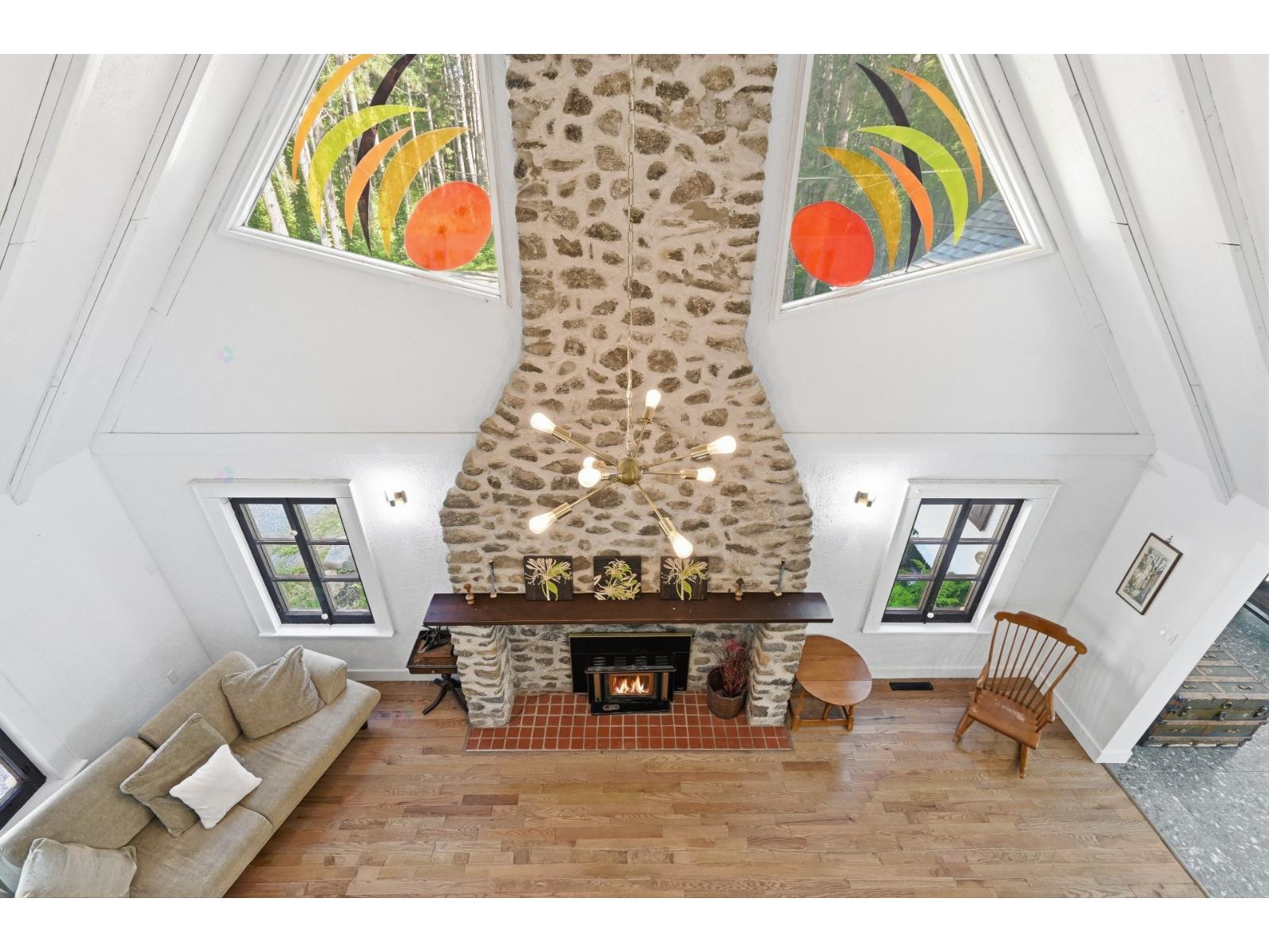 392z-394z Rg Du Moulin-rouge Property Photo 28