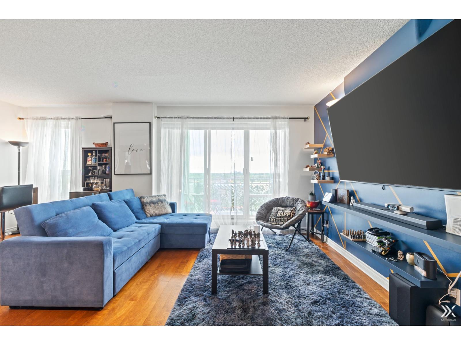 7620 Boul. Marie-victorin, #809 Property Photo 4