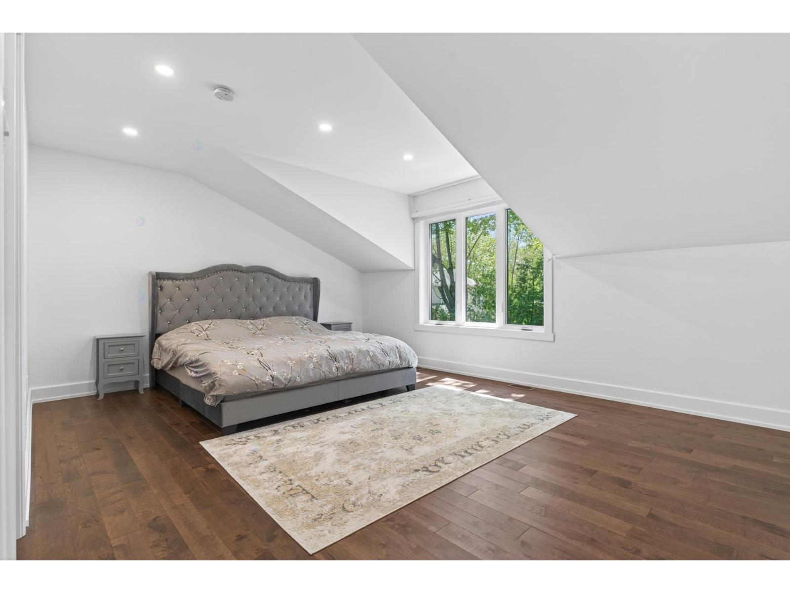 552 Av. Cypress Property Photo 36