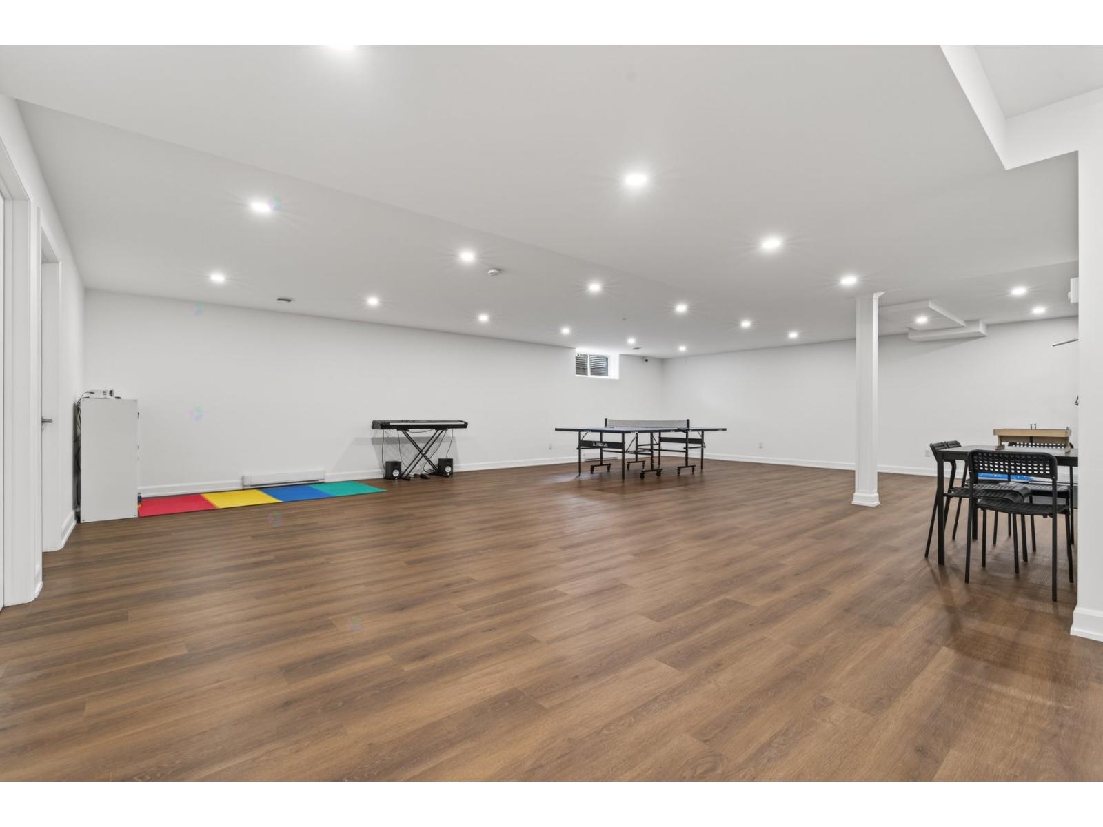 552 Av. Cypress Property Photo 46