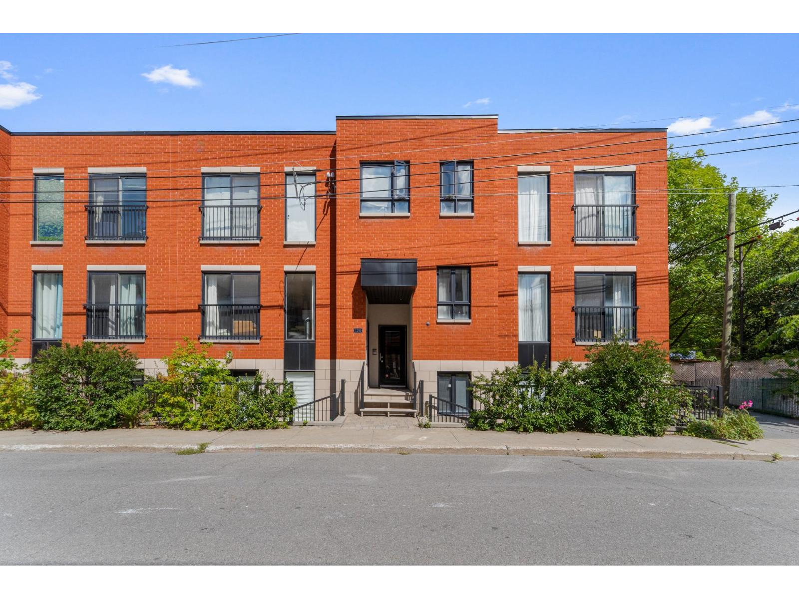 2281 Rue Aubry, #6 Property Photo 1