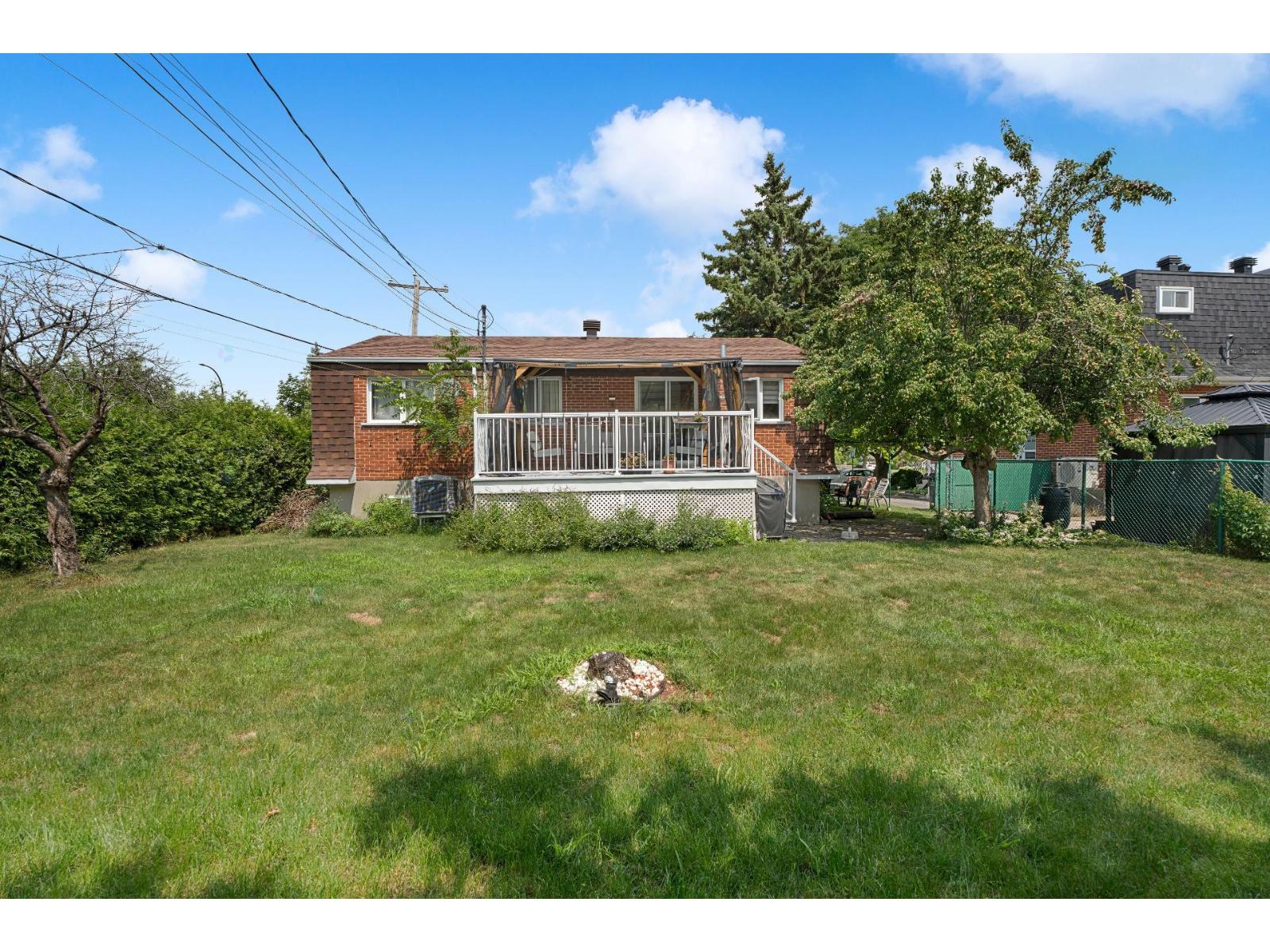 4285 Av. Maupassant Property Photo 21