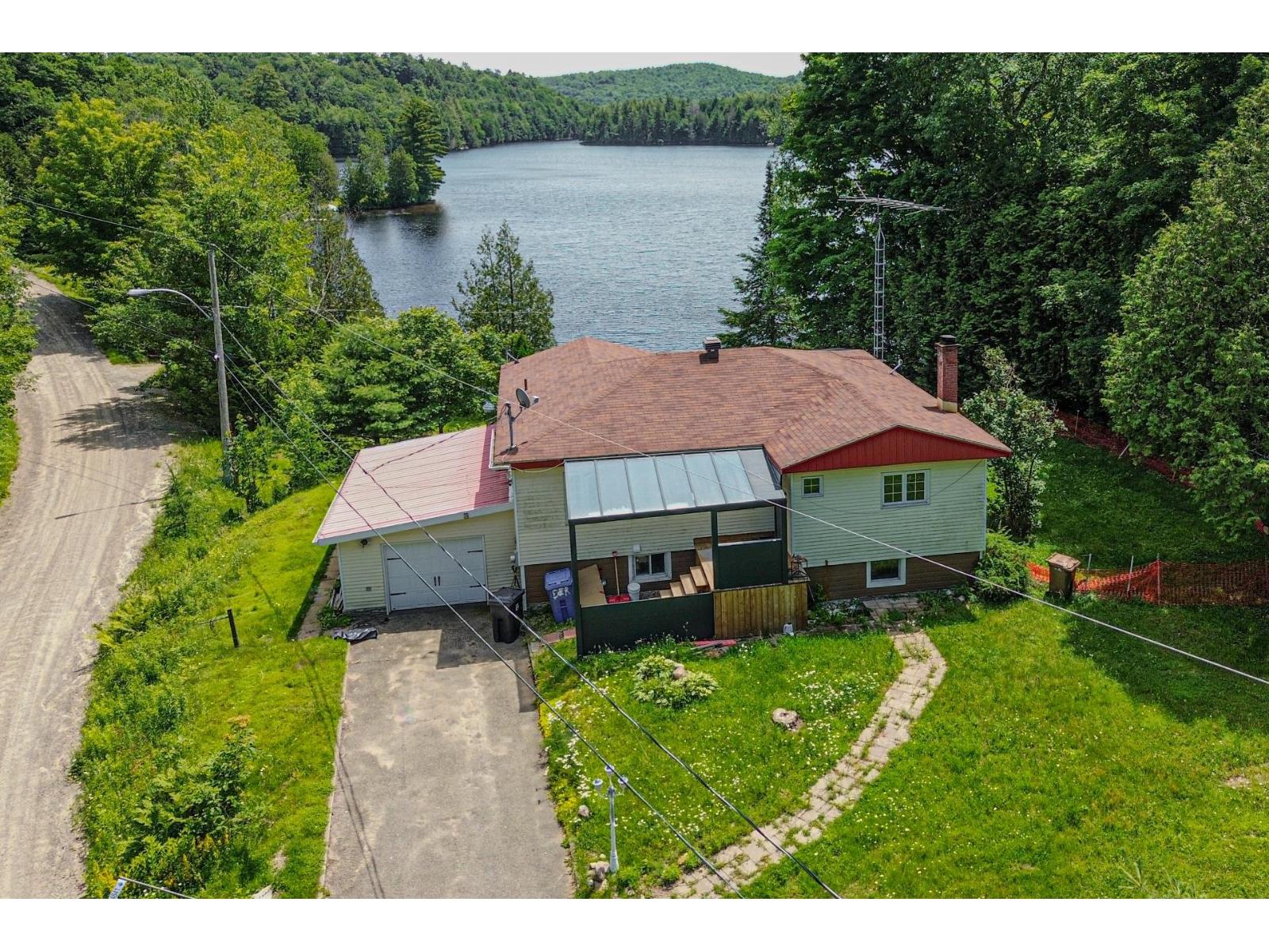4841 Ch. Du Lac-grothé Property Photo 10