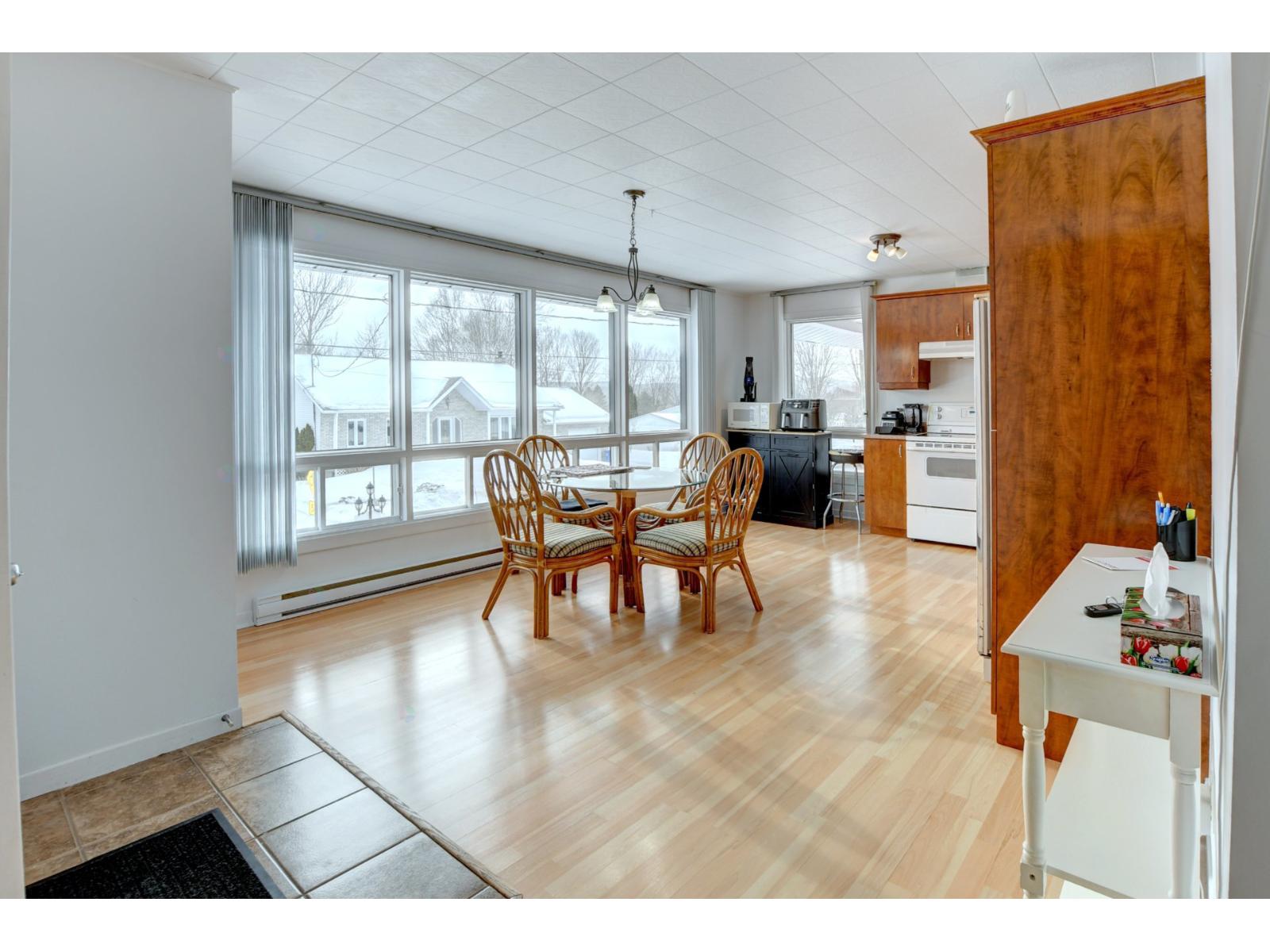 29 Rue Guy Property Photo 8