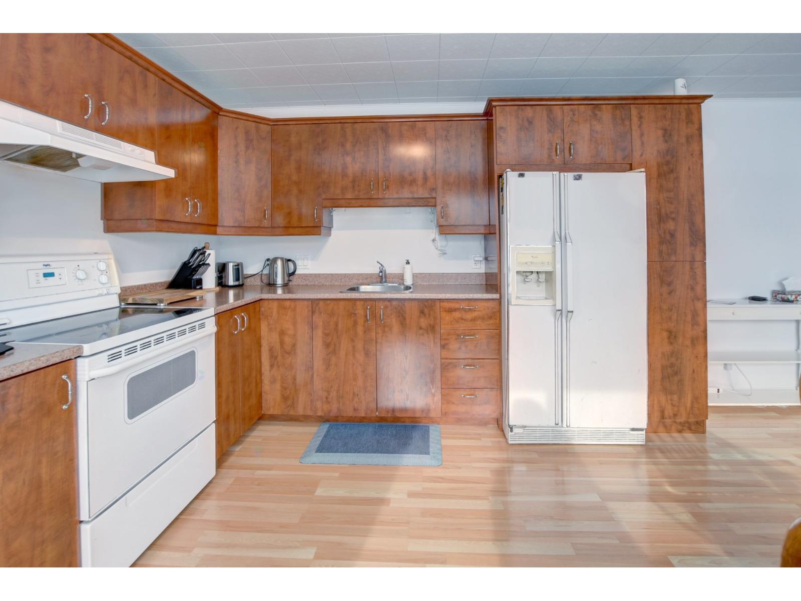 29 Rue Guy Property Photo 11