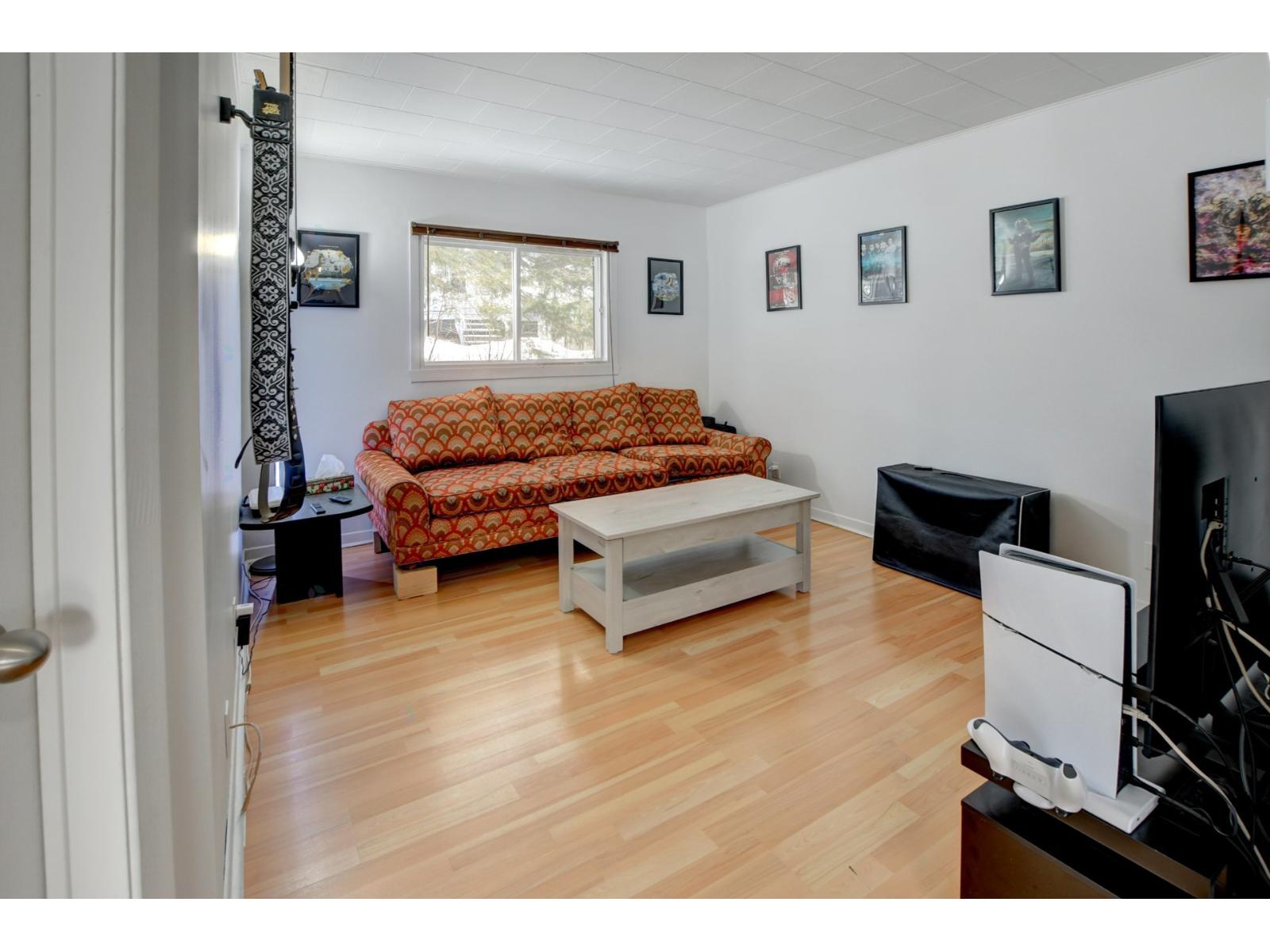 29 Rue Guy Property Photo 14