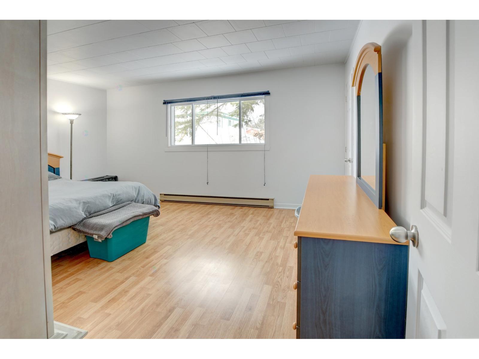 29 Rue Guy Property Photo 17