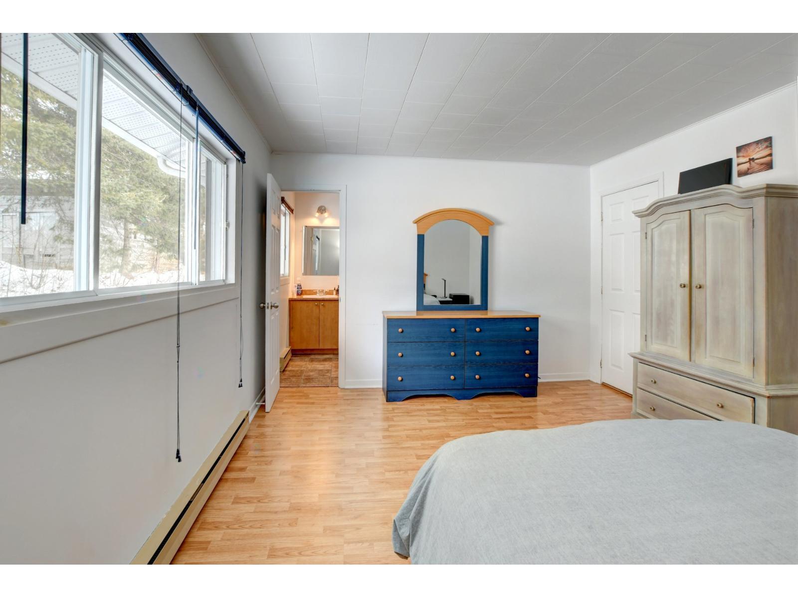 29 Rue Guy Property Photo 19