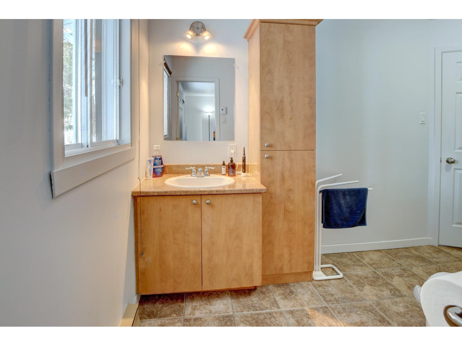 29 Rue Guy Property Photo 21