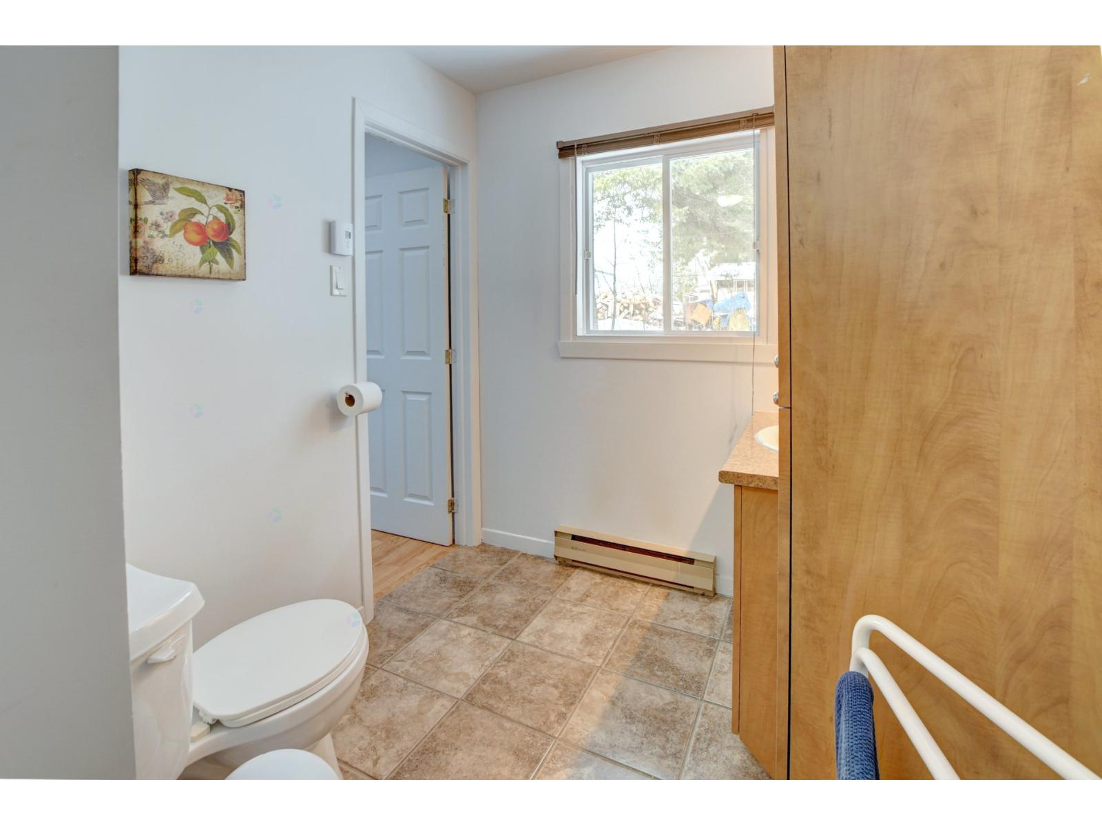 29 Rue Guy Property Photo 22