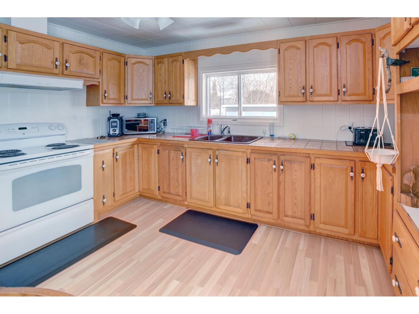 29 Rue Guy Property Photo 29
