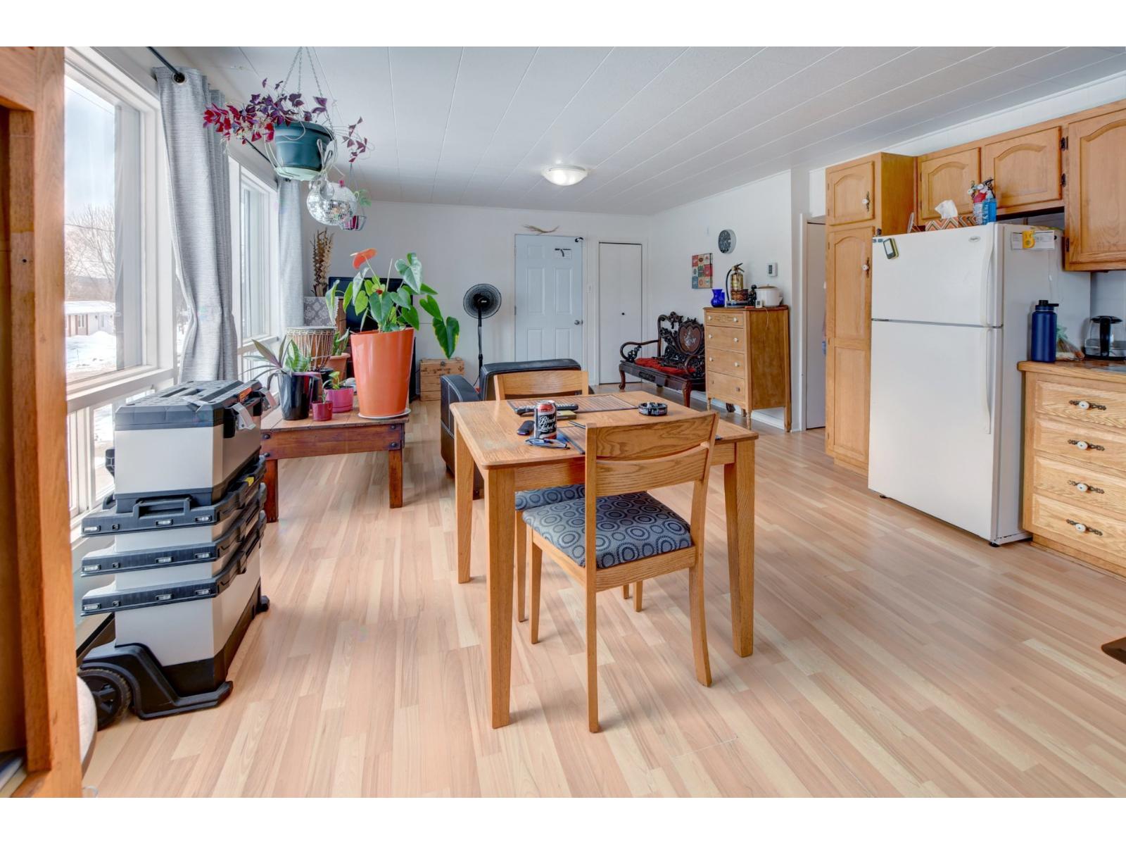 29 Rue Guy Property Photo 30