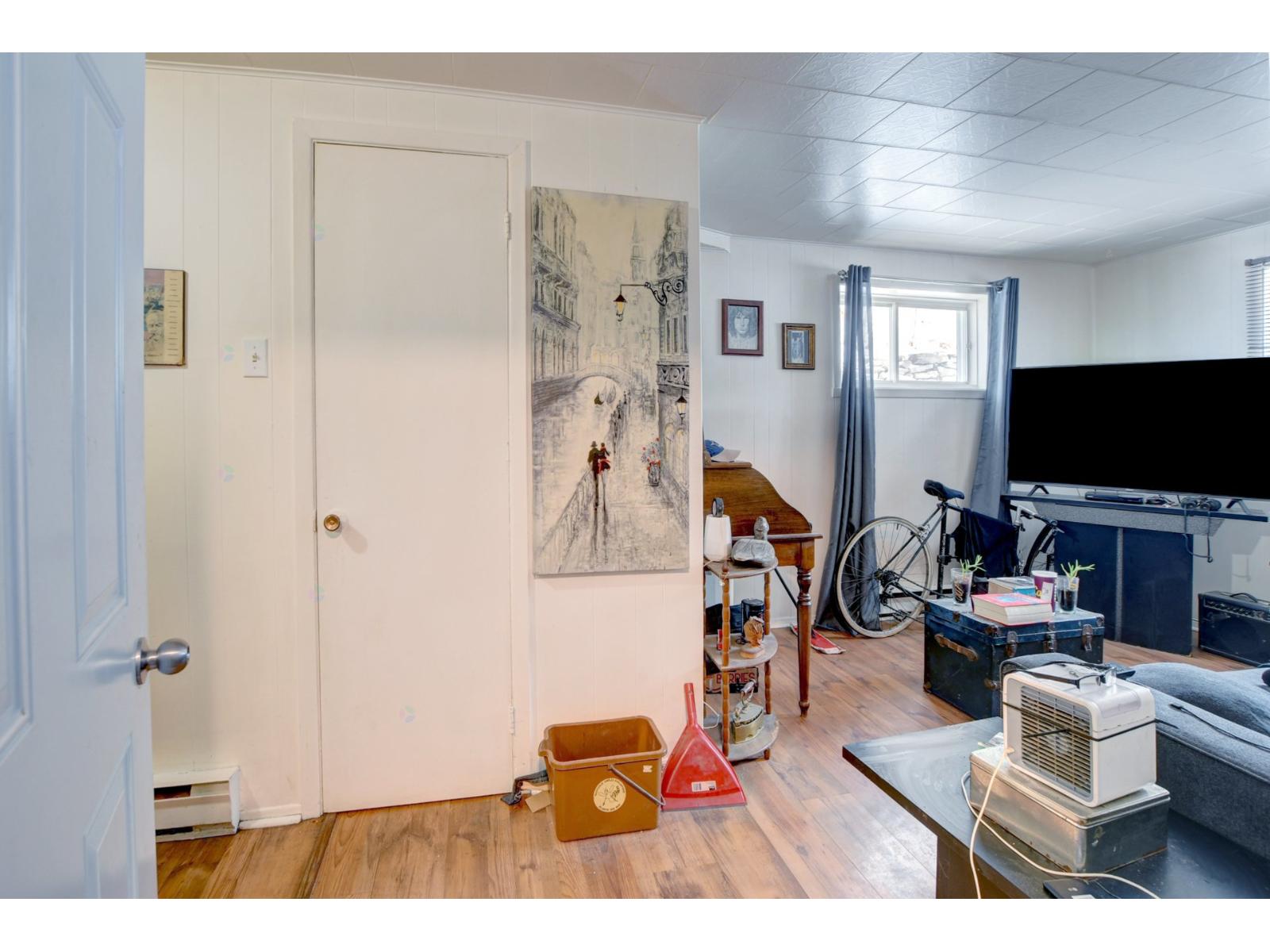 29 Rue Guy Property Photo 38