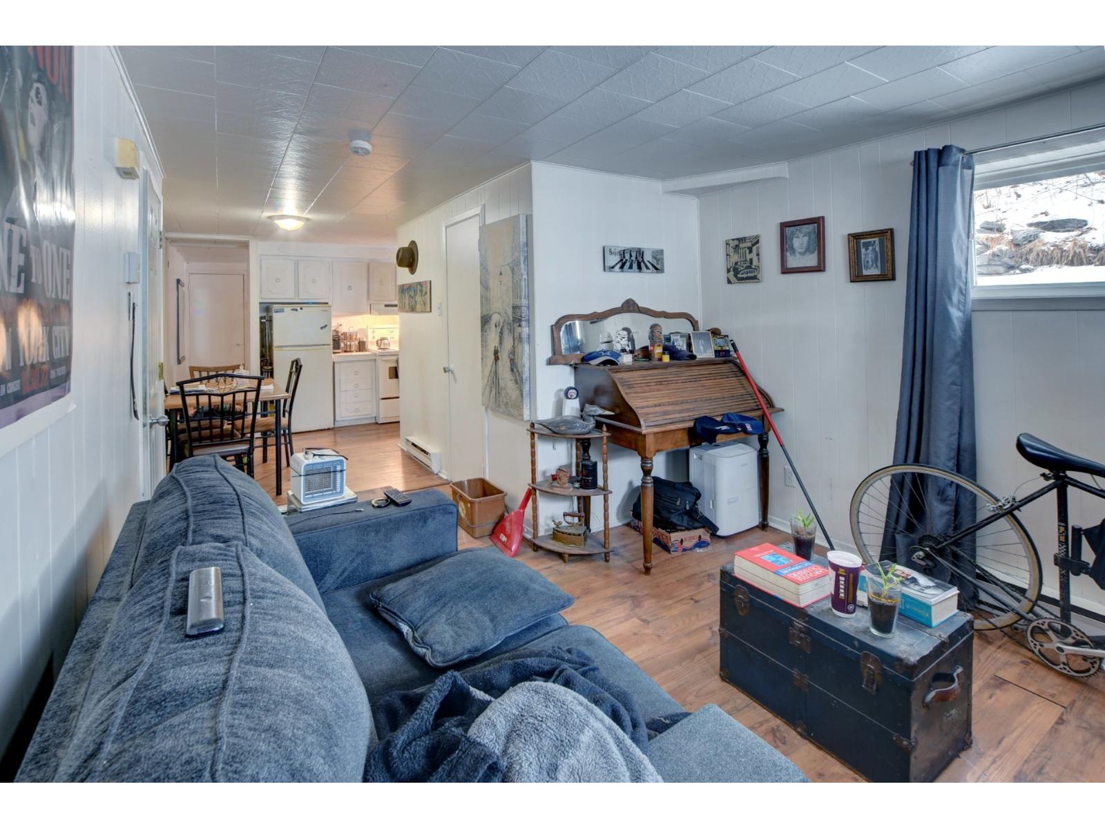 29 Rue Guy Property Photo 40
