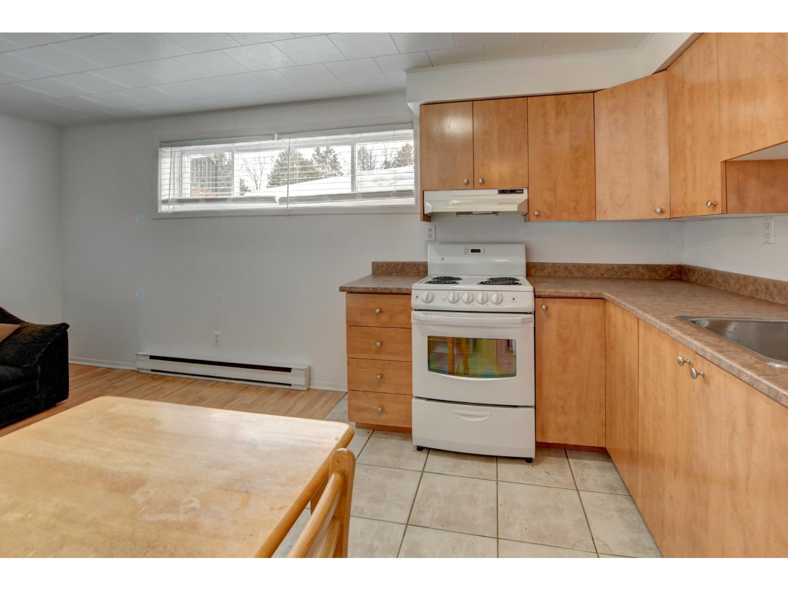 29 Rue Guy Property Photo 73