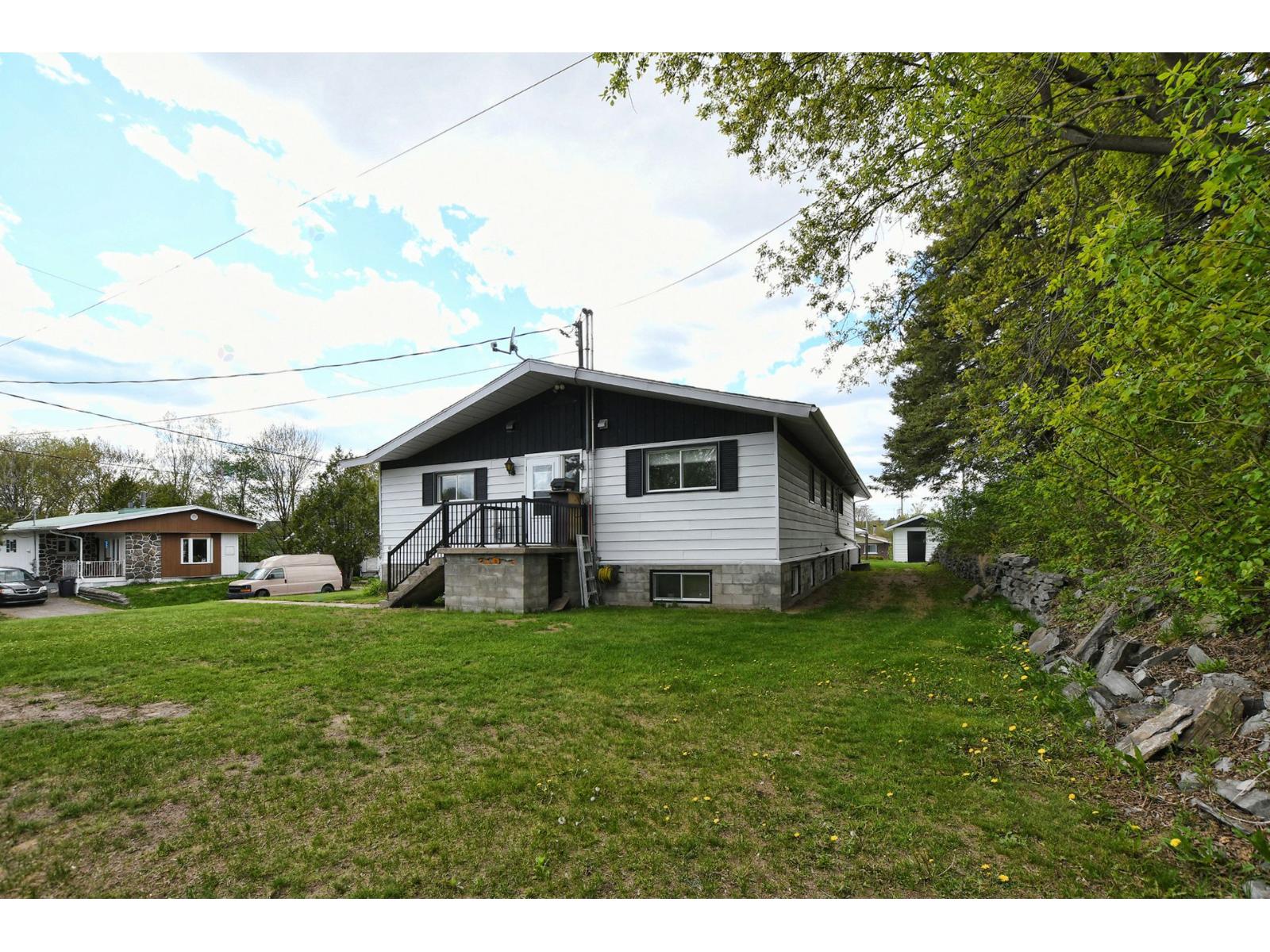 29 Rue Guy Property Photo 86