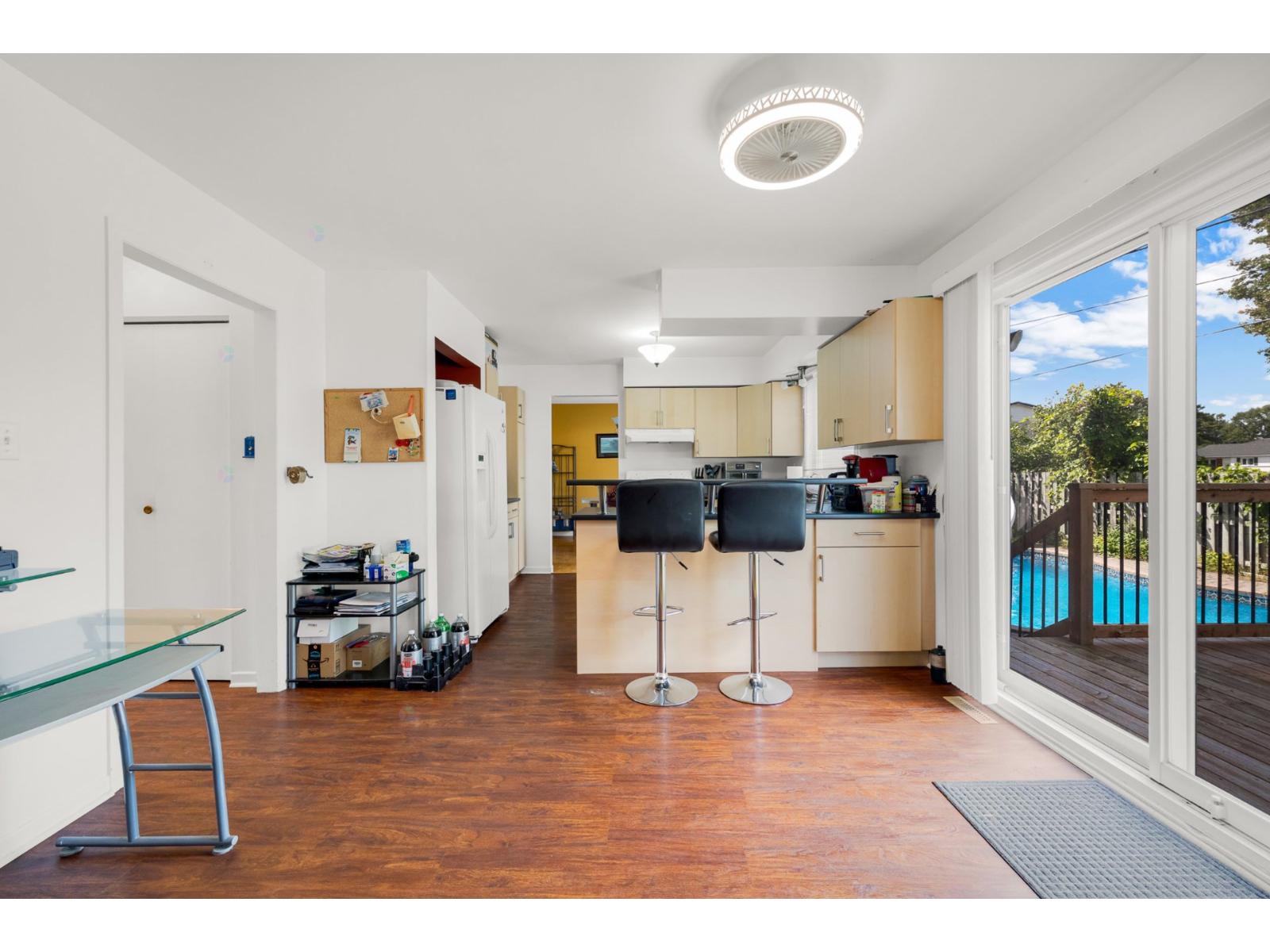 1 Rue Capri Property Photo 14