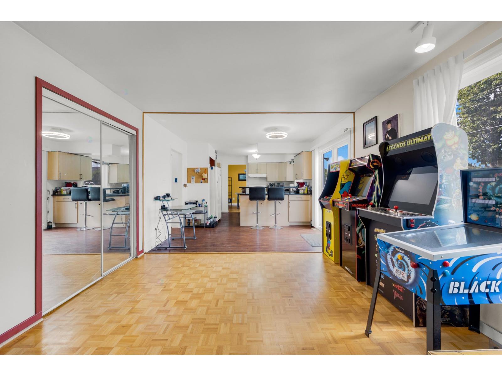 1 Rue Capri Property Photo 16