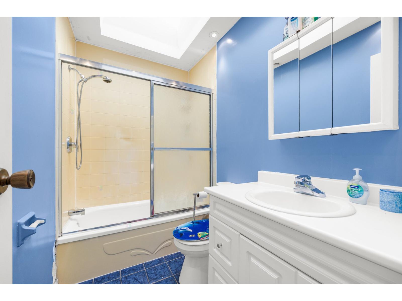 1 Rue Capri Property Photo 24