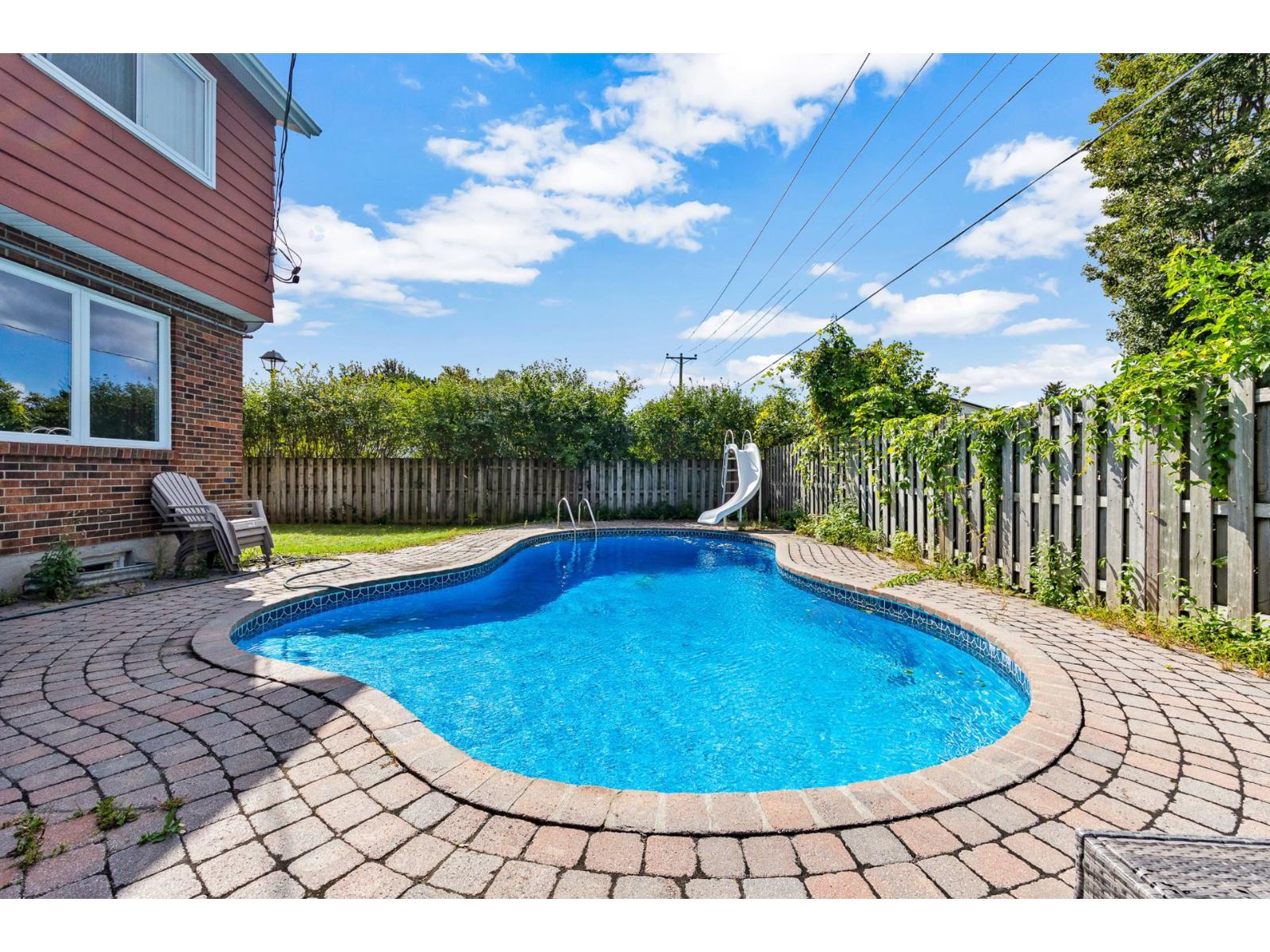 1 Rue Capri Property Photo 29