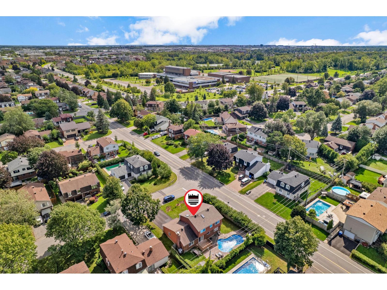 1 Rue Capri Property Photo 35