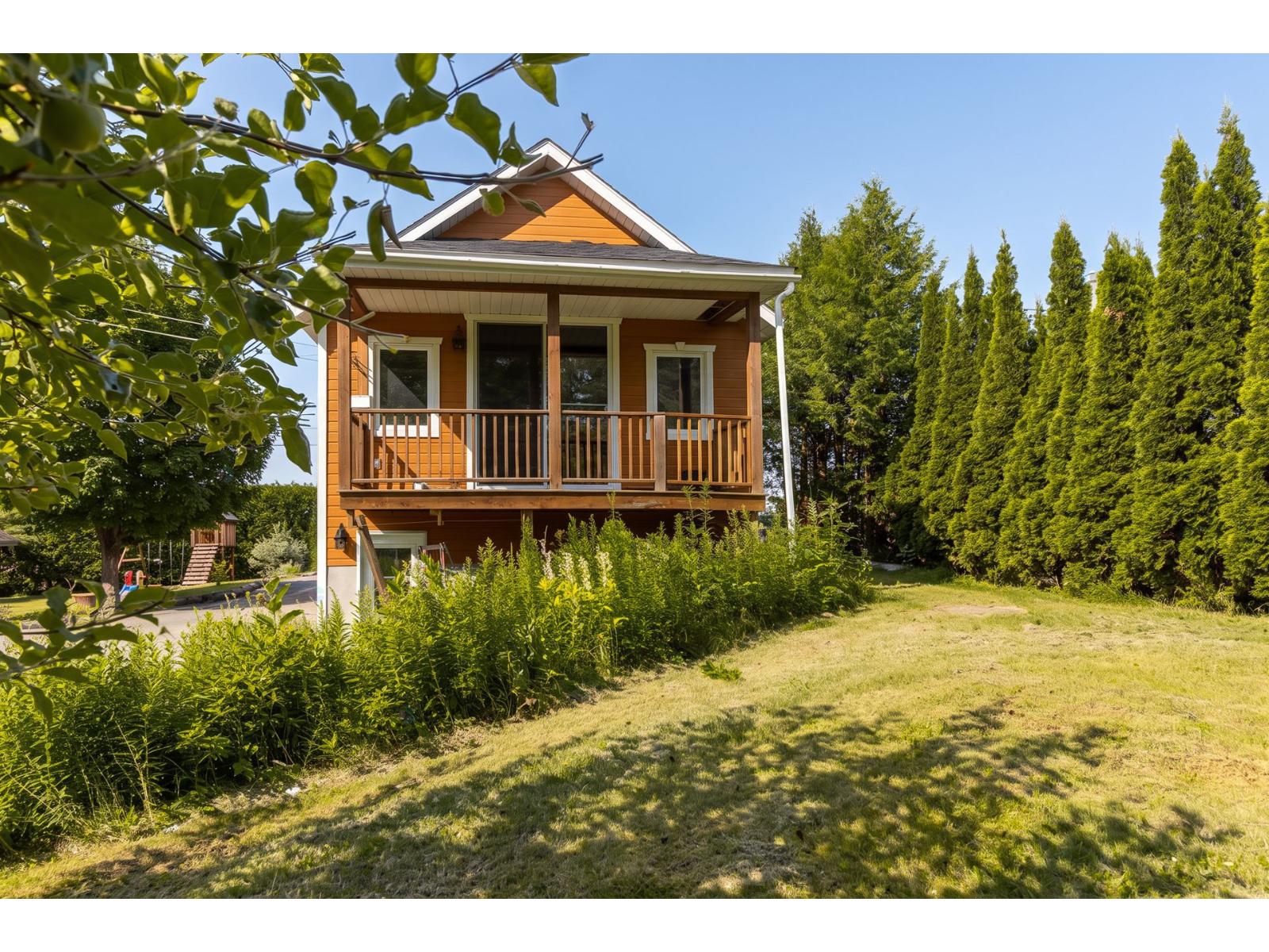 1081-1083 Ch. Des Îles Property Photo 34