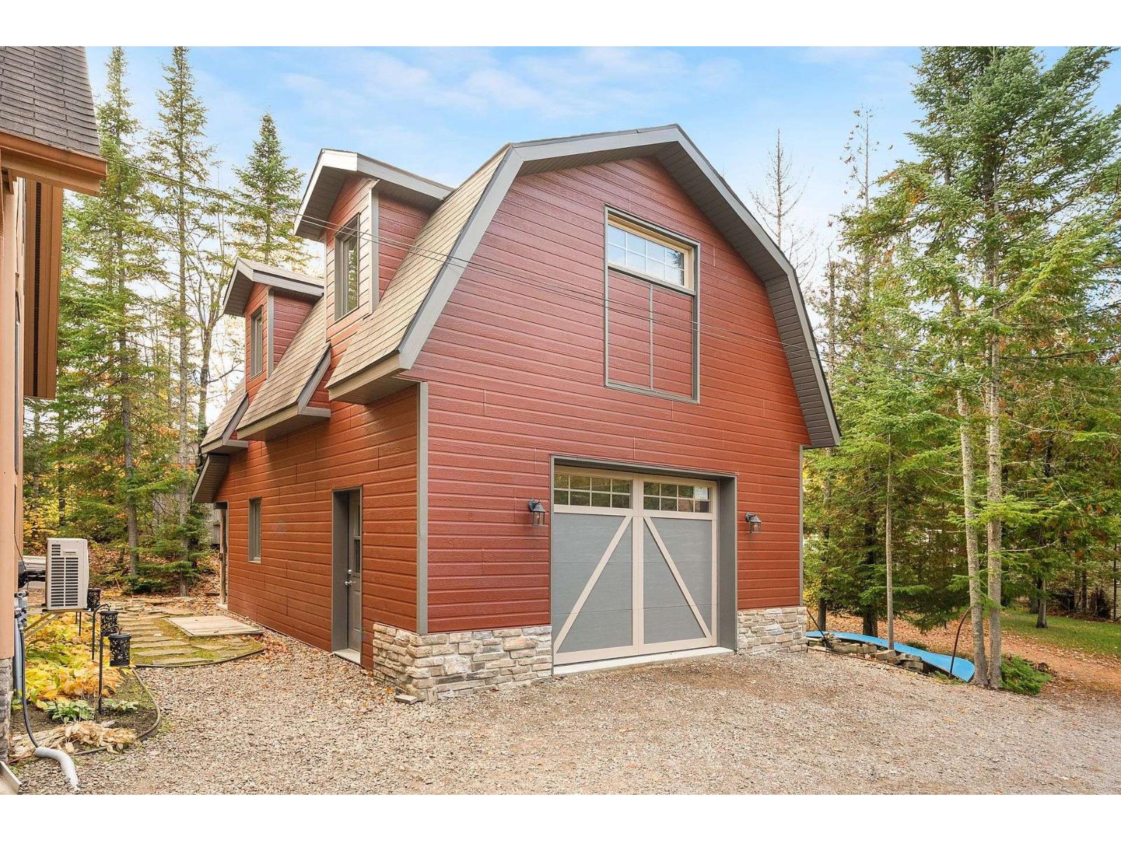 4960 Ch. Du Lac-héroux Property Photo 34
