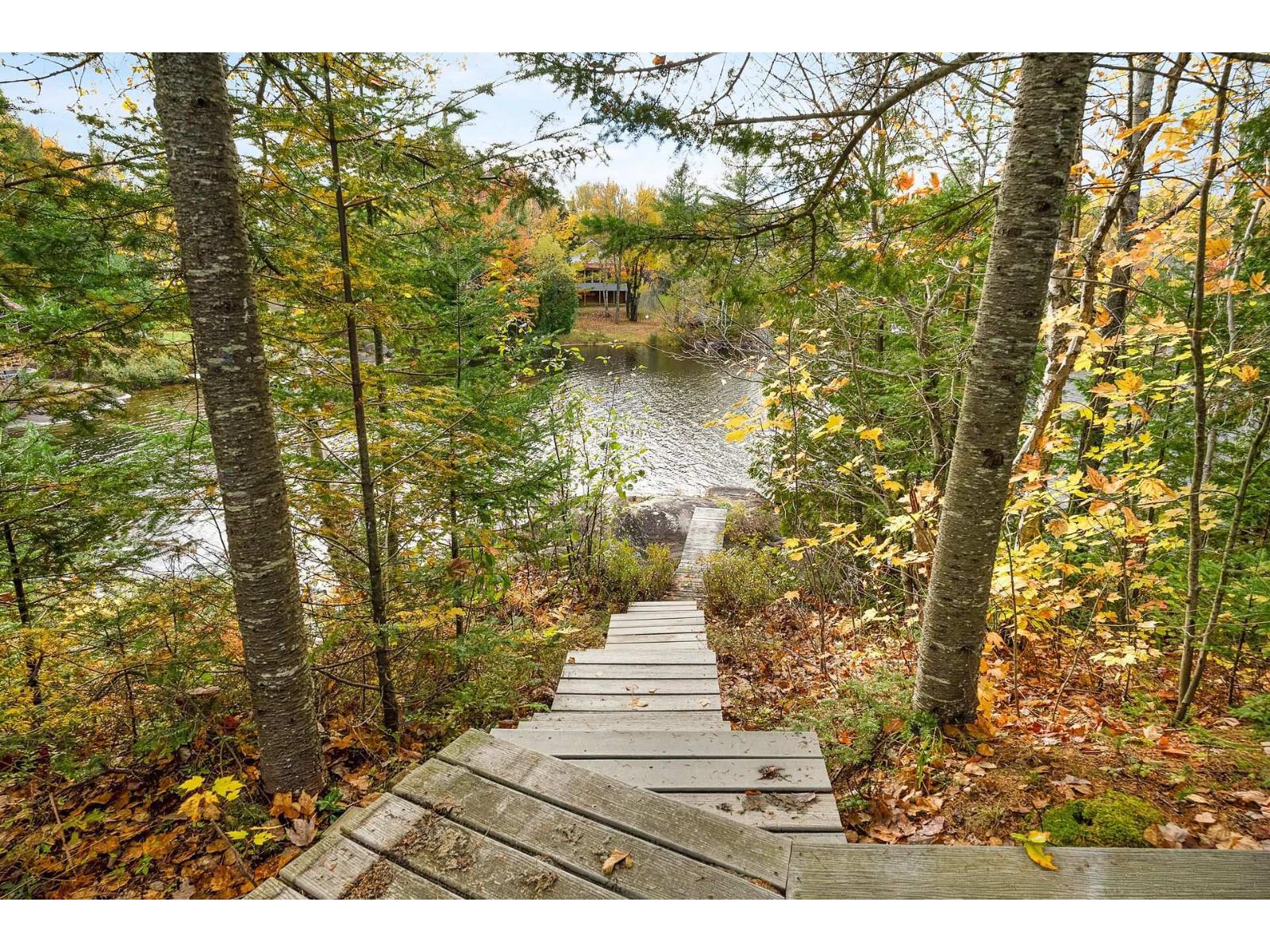 4960 Ch. Du Lac-héroux Property Photo 44