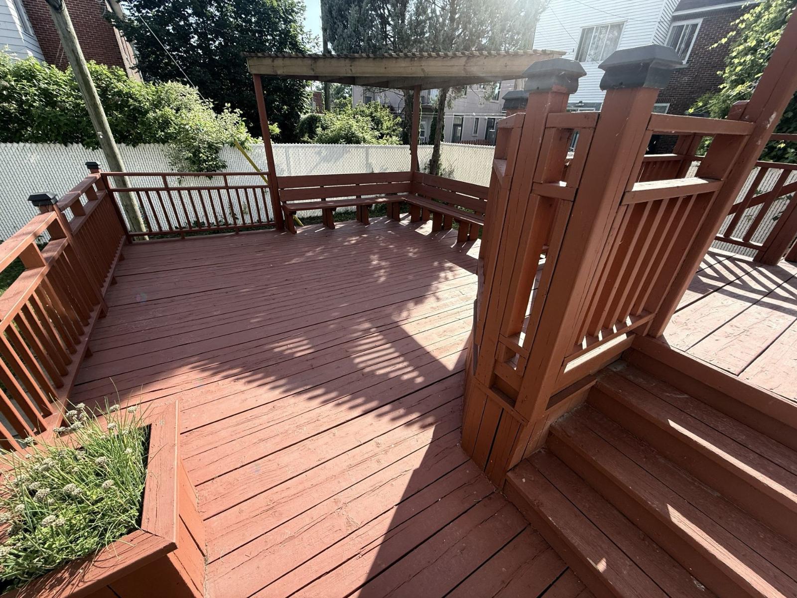 98 Rue Centrale, #1 Property Photo 15