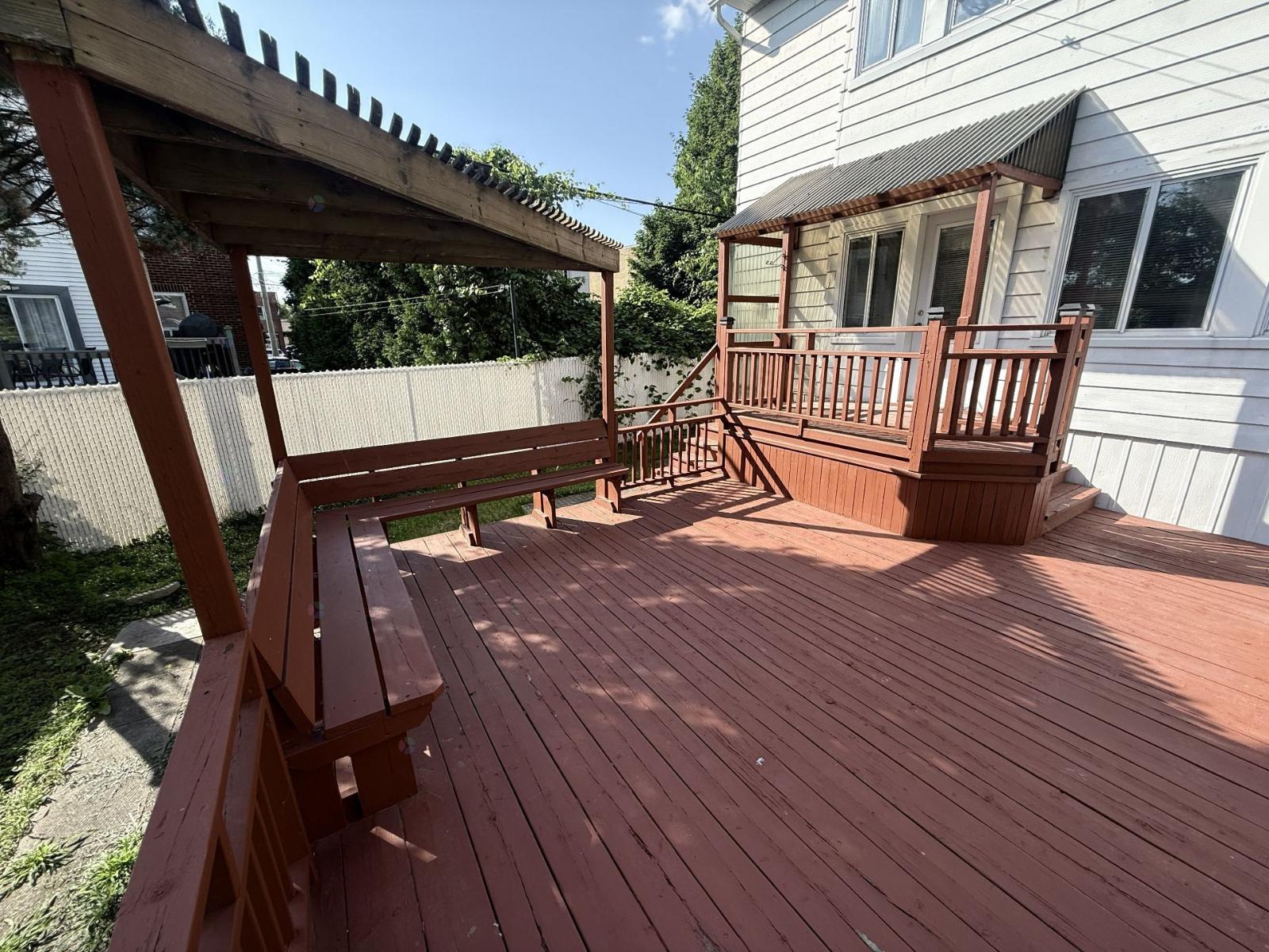 98 Rue Centrale, #1 Property Photo 16
