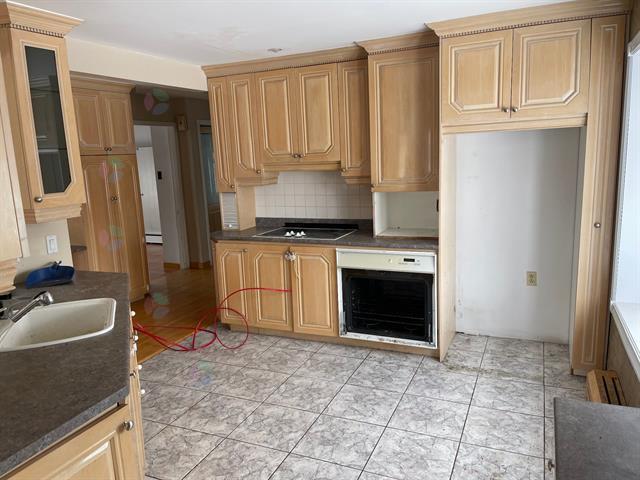 741 Rue Principale Property Photo 11