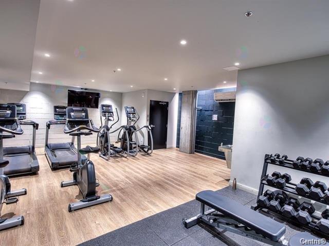 2180 Rue Ste-catherine E., #332 Property Photo 20