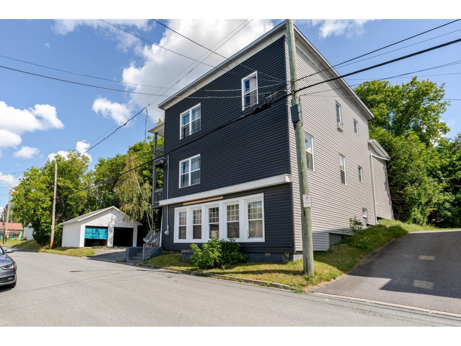 4220-4224 Rue St-andré Photo de la propriété 1