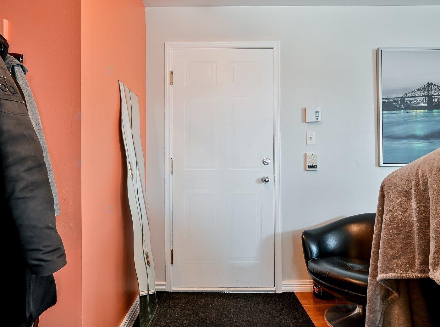 1466 Rue Albert-lacoste, #5 Property Photo 2