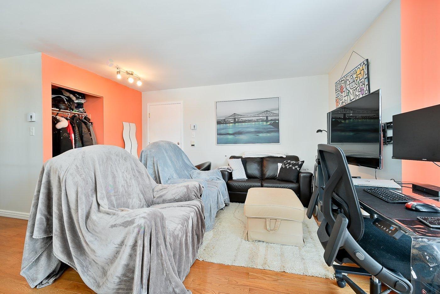 1466 Rue Albert-lacoste, #5 Property Photo 3