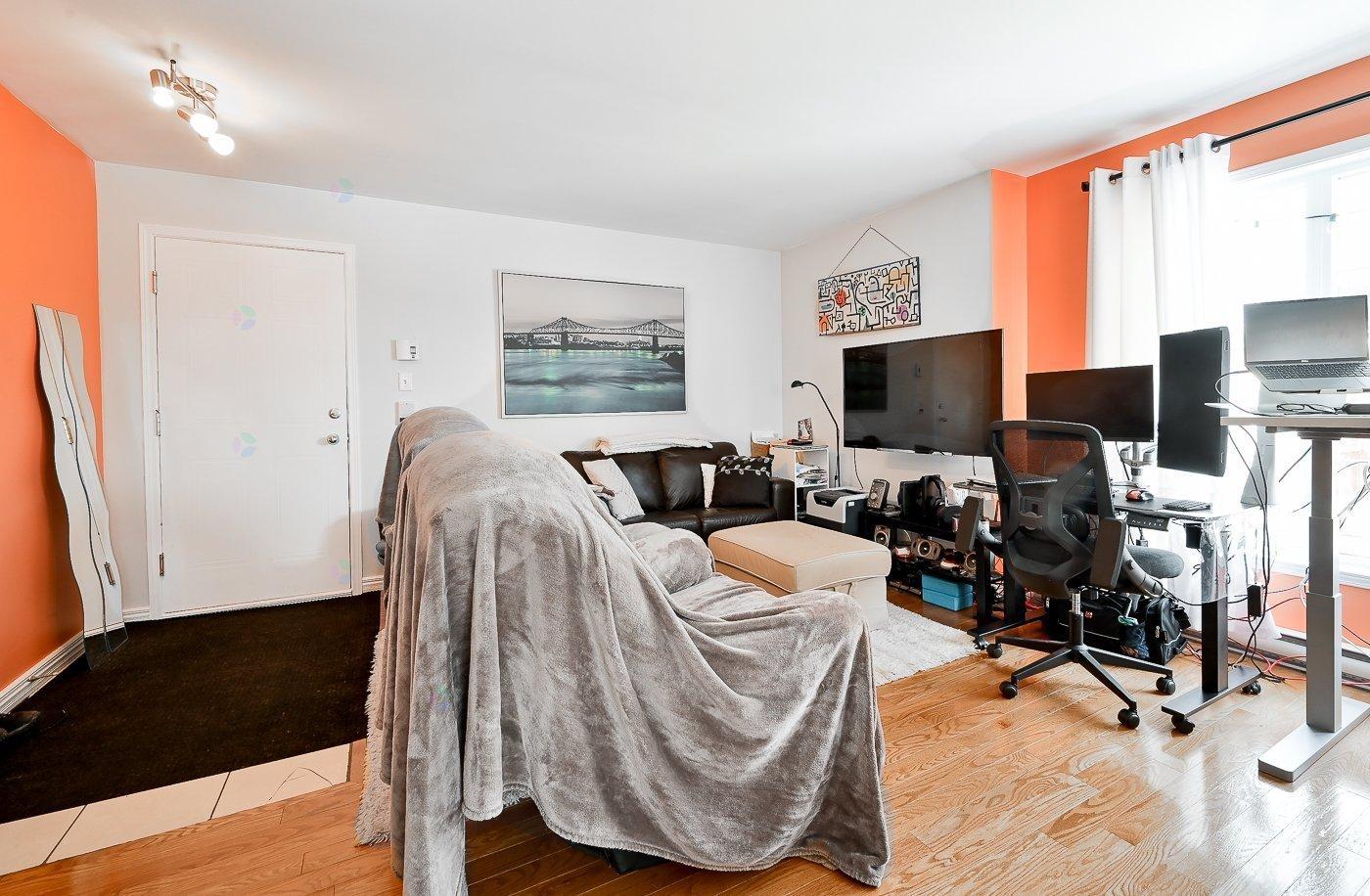 1466 Rue Albert-lacoste, #5 Property Photo 4