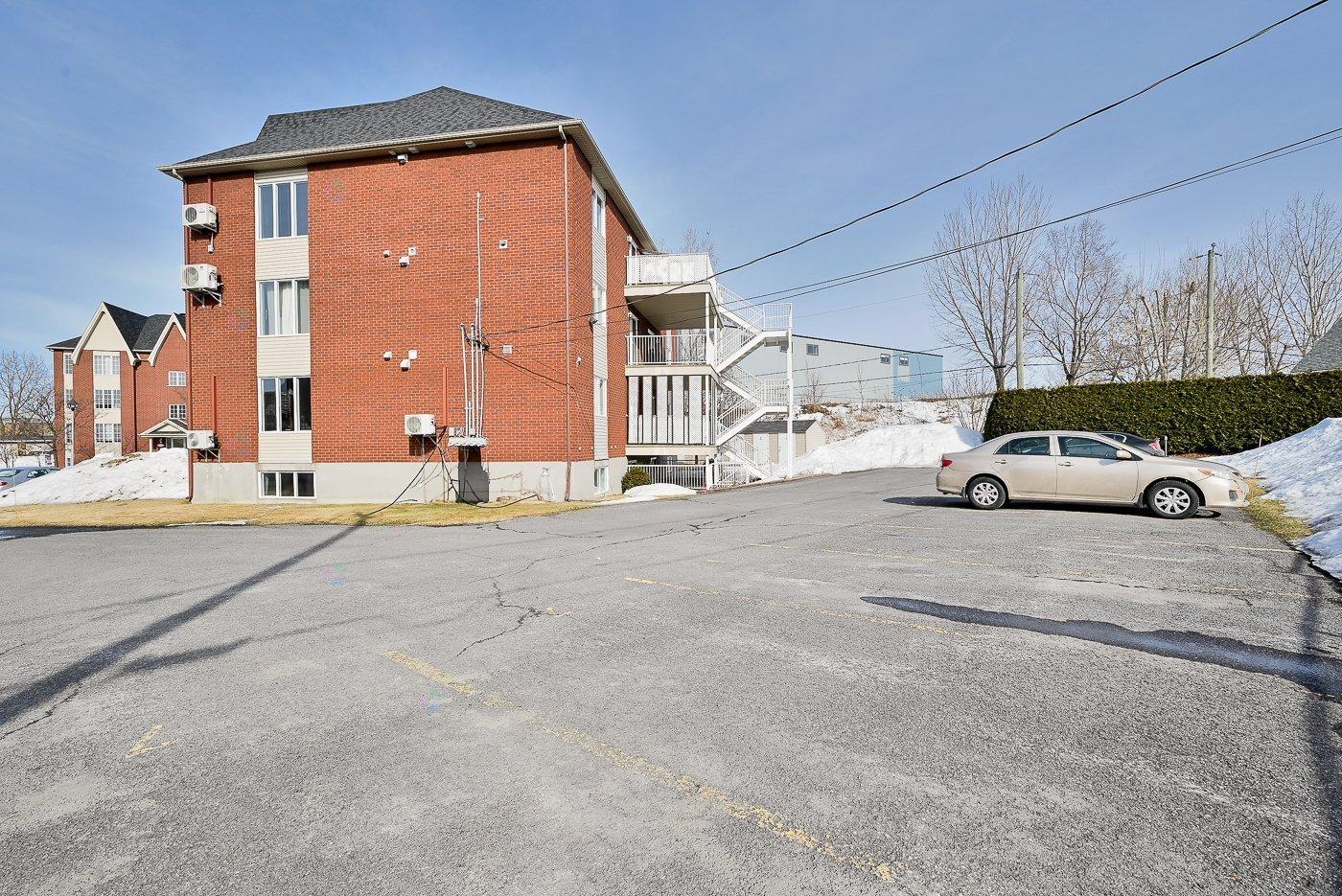 1466 Rue Albert-lacoste, #5 Property Photo 20