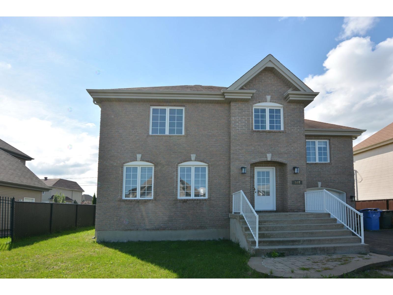 337 Rue Maurice-richard Property Photo 2