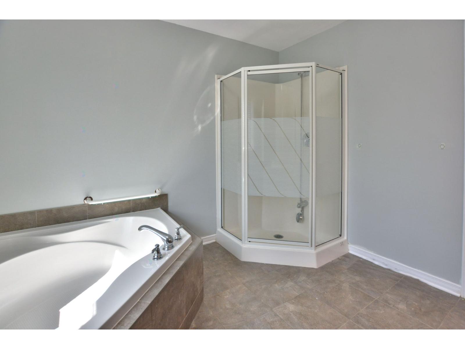337 Rue Maurice-richard Property Photo 18