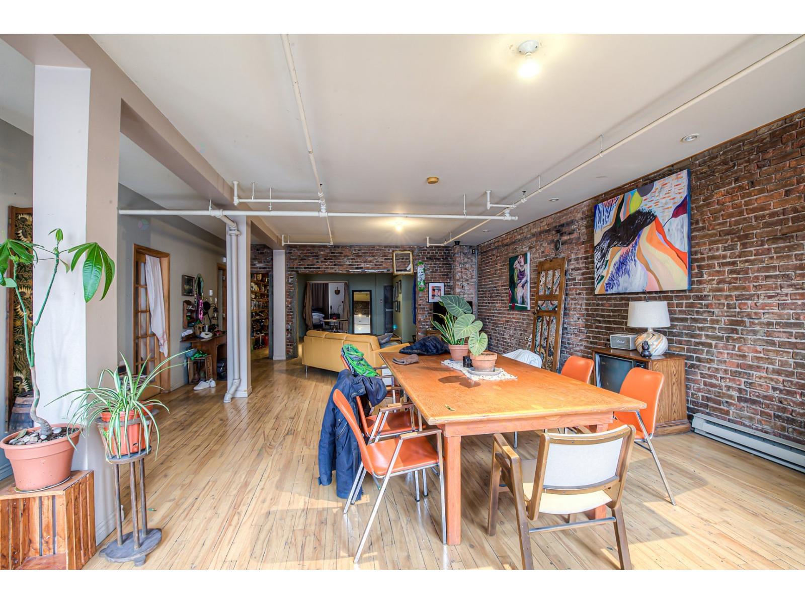 2023-2025 Boul. St-laurent Property Photo 8