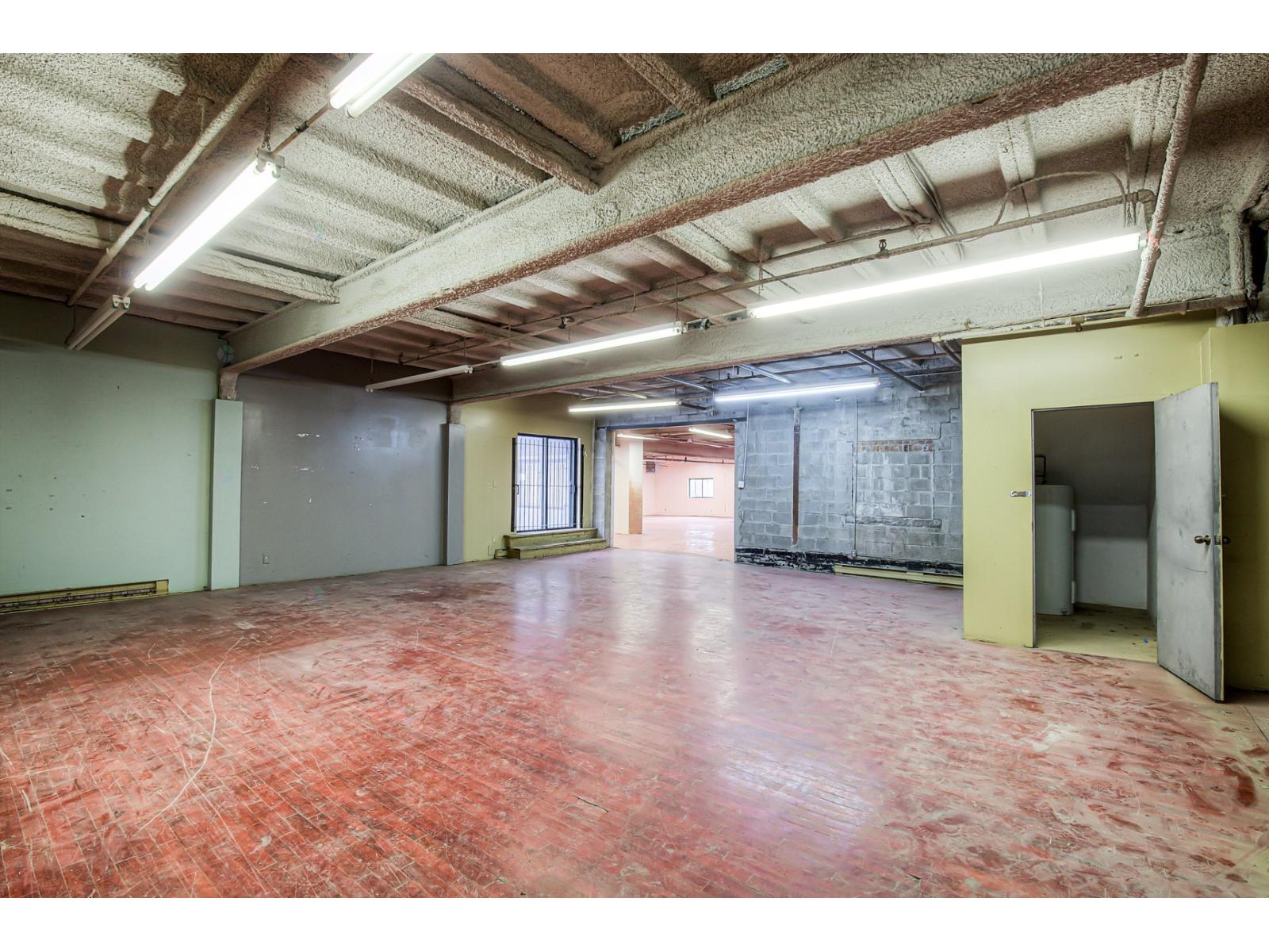 2023-2025 Boul. St-laurent Property Photo 18