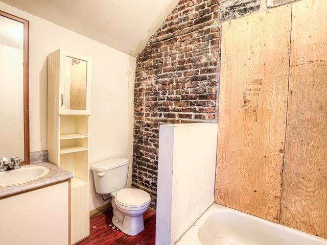 2023-2025 Boul. St-laurent Property Photo 22