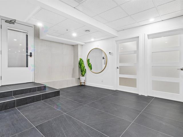 442 Rue St-gabriel, #002 Property Photo 10
