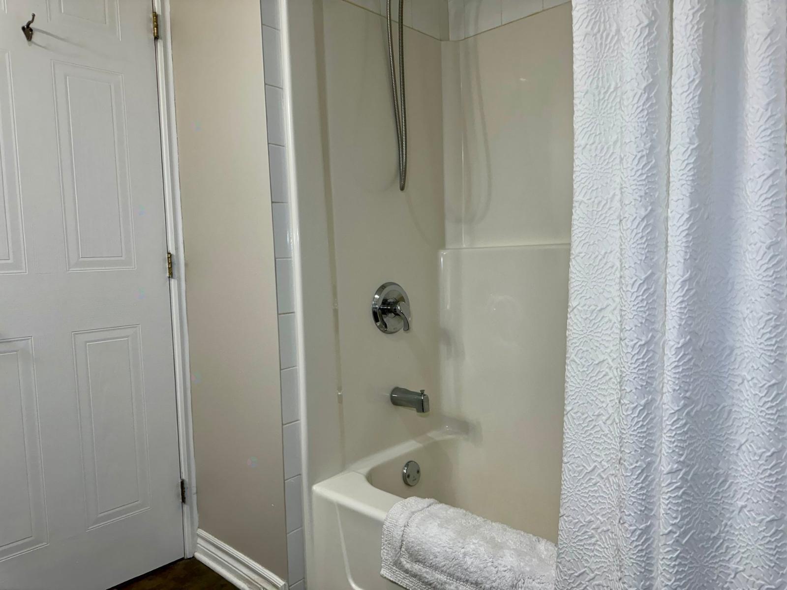 38 Mtée Victor-nymark Property Photo 21