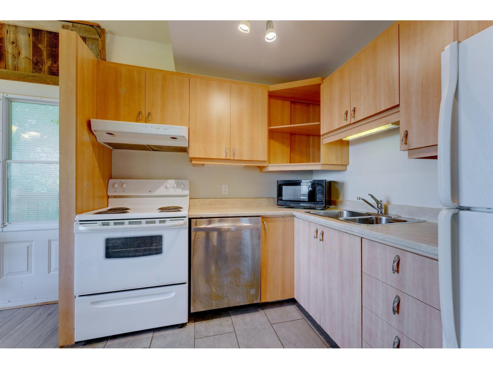393-395 Rue Maple Property Photo 22