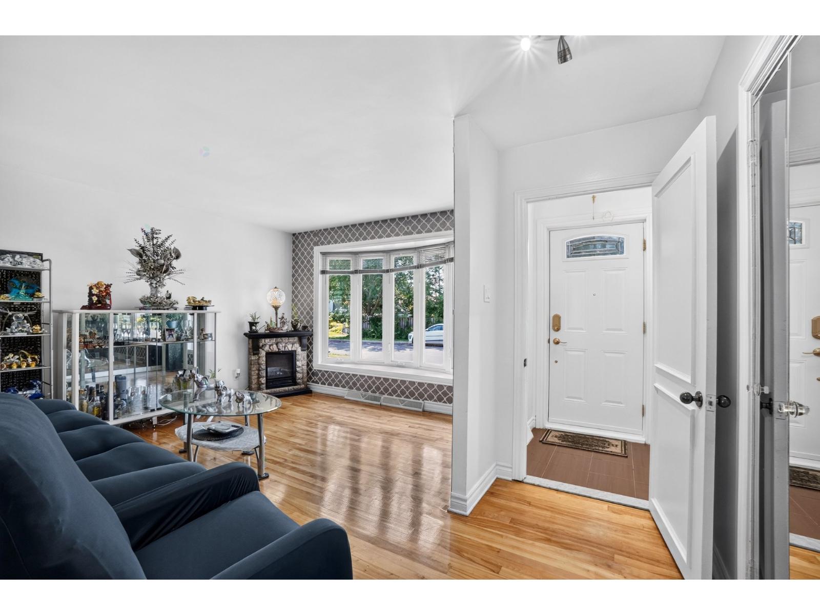 5105 Rue Préfontaine Property Photo 3